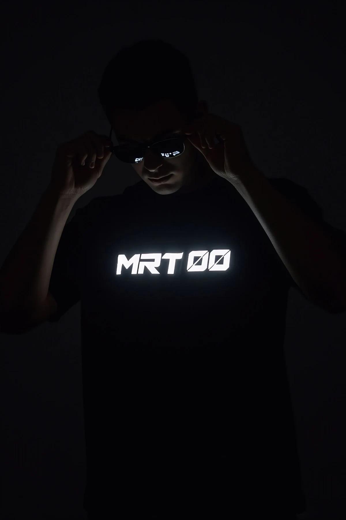Reflective Text Statement T-Shirt - 'LET'S ROCK' - 7