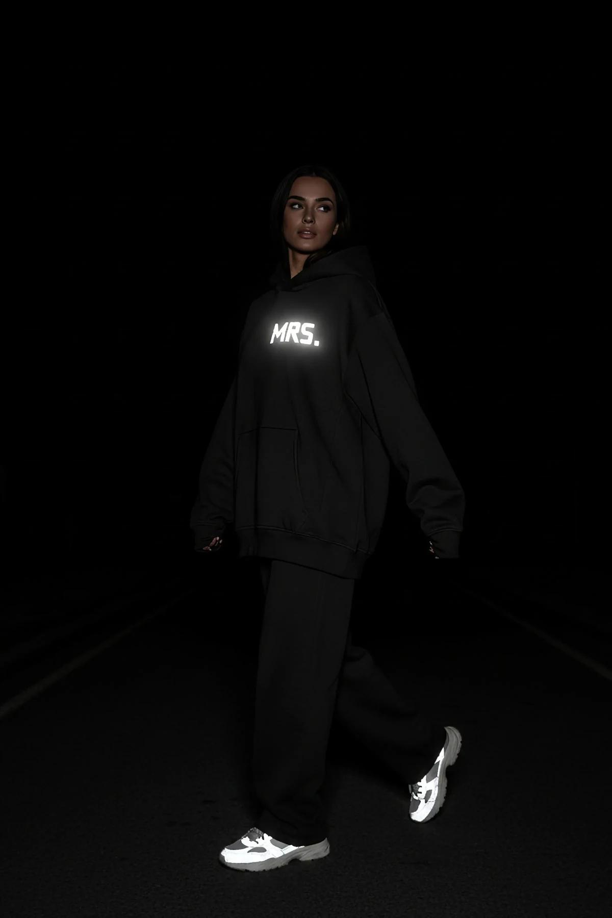 Reflective Mrs. Hoodie black oversized sweatshirt glow-in-the-dark chest print full outfit nightwear look