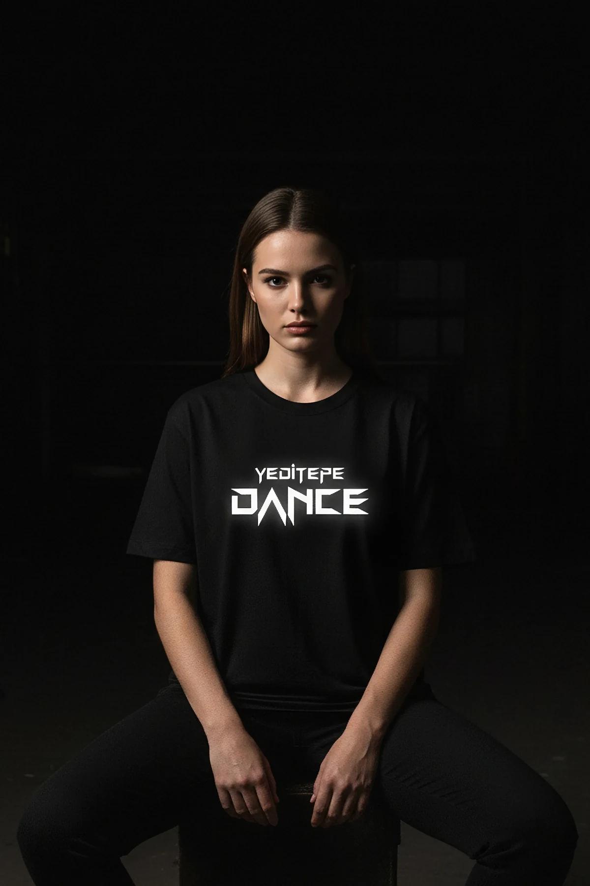 Reflective Graphic T-Shirt Black "Kültür Dance" Print