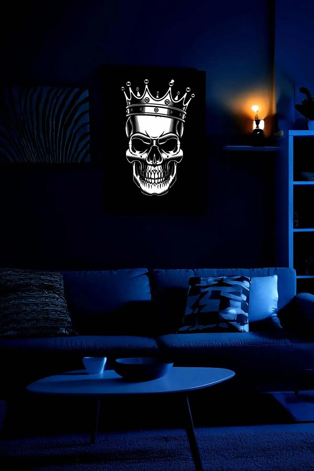 Reflective Crowned Skull Wall Art Canvas Print for Gothic Decor