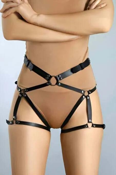 Full Body Harness with O-Ring Detail