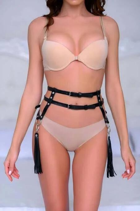 Leather Waist Harness Belt for Women – Adjustable Tasseled Design