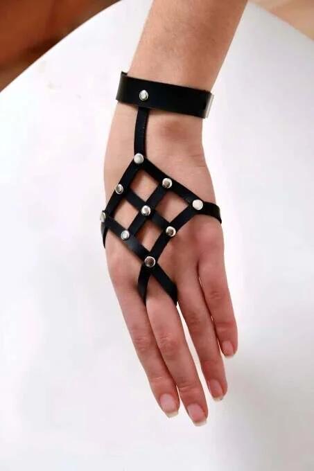 Leather Hand Harness Studded Fashion Wrist Cuff Accessory