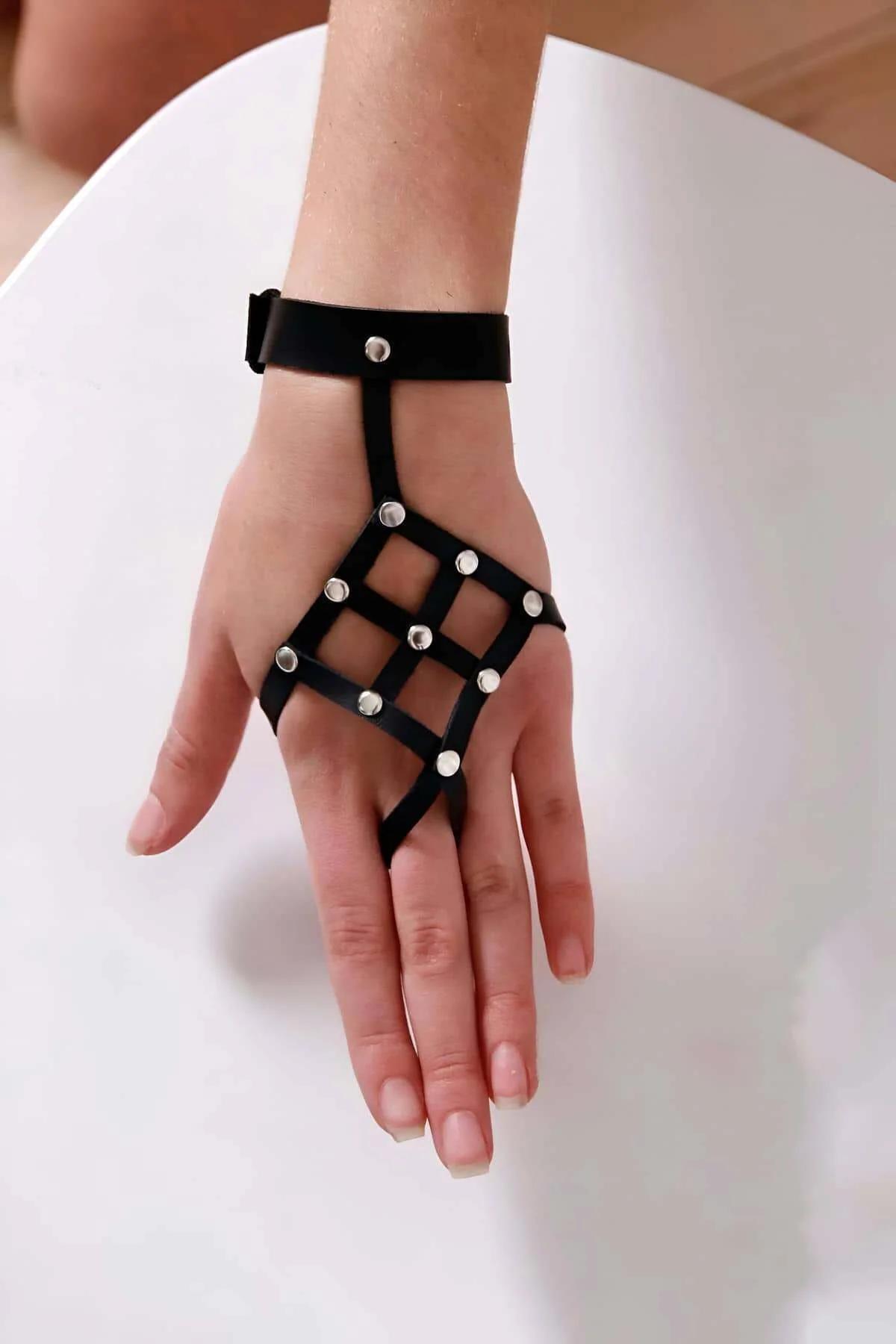 Leather Hand Harness Studded Fashion Wrist Cuff Accessory