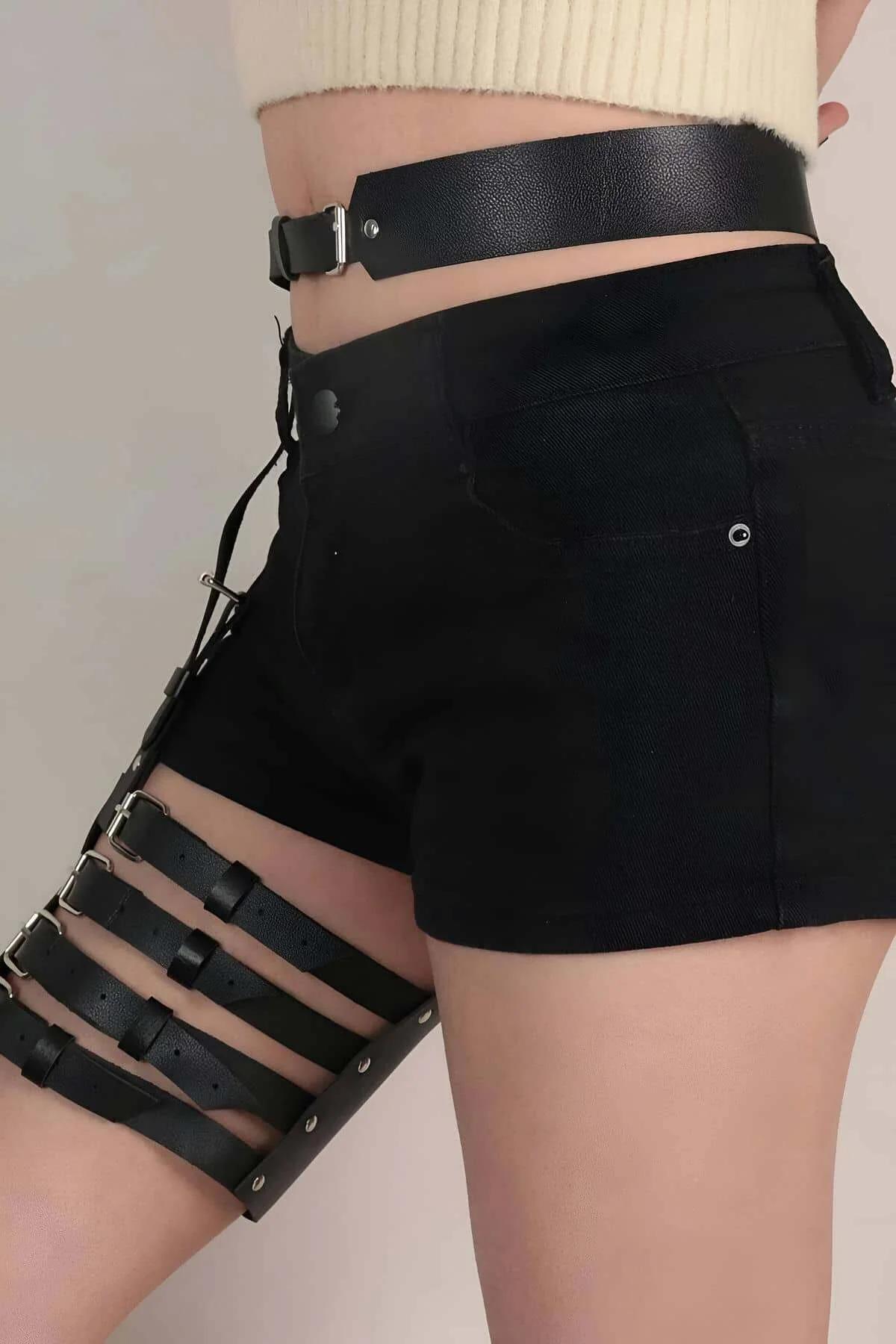 Adjustable Leather Thigh Harness Belt - Edgy Fashion Garter