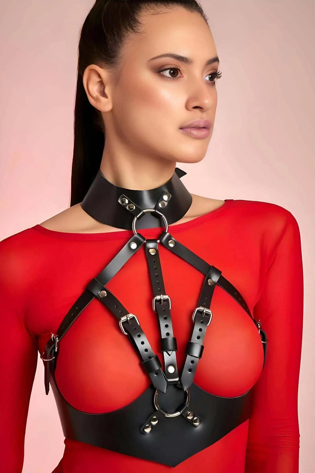 Women's Leather Harness Bra - Halter Neck Fashion Body