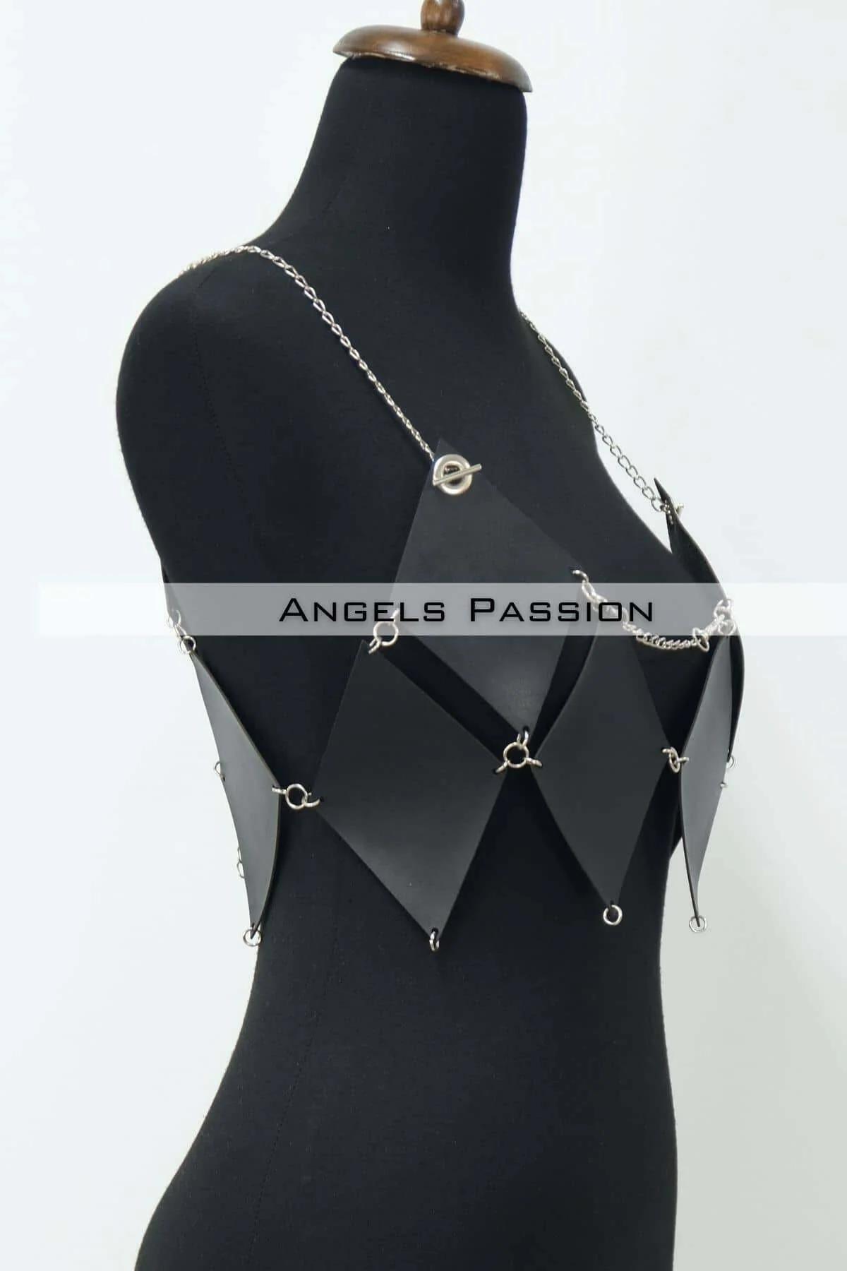 Black Fashion Body Harness Top with Diamond Chain Pattern