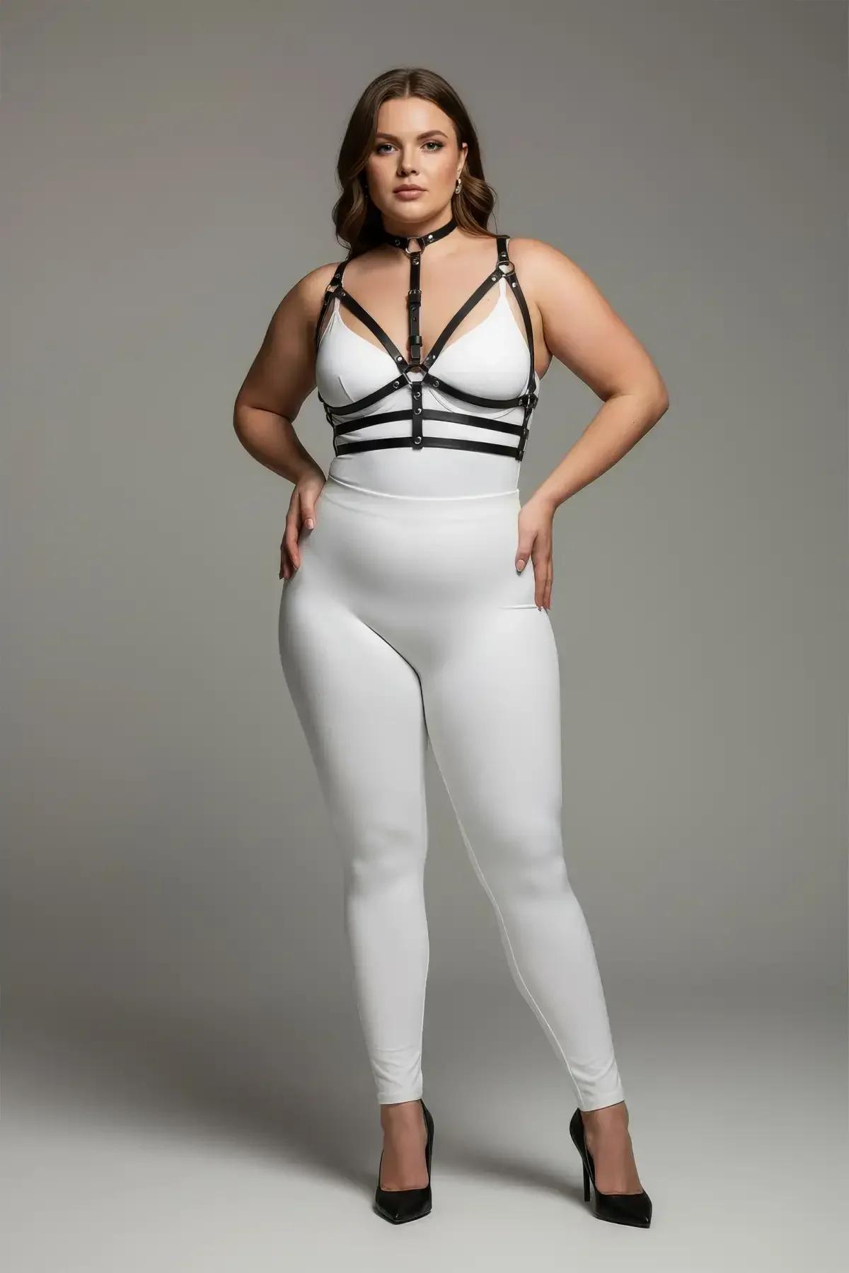 Strappy Choker Harness with O-Ring Detail