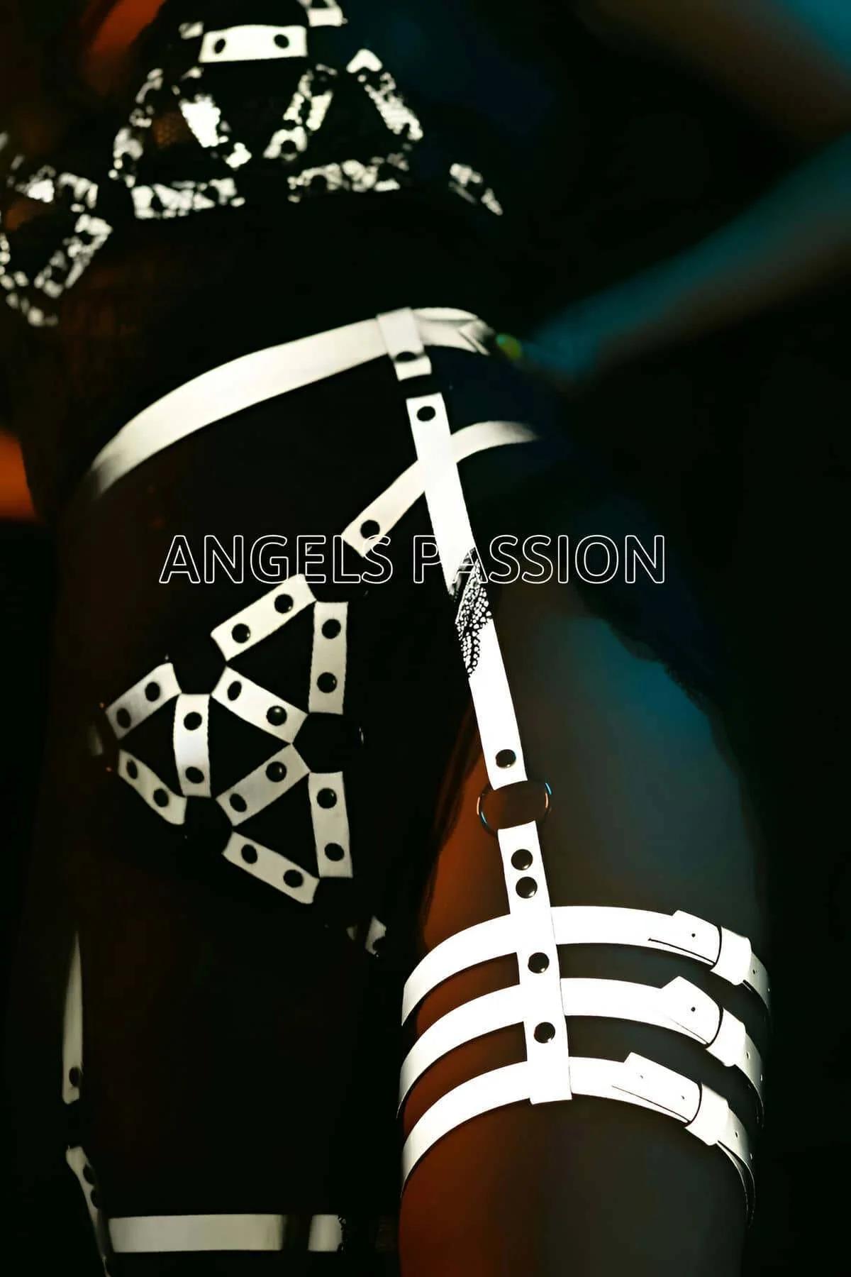 Reflective Harness Set for Women - Adjustable Nightclub Lingerie