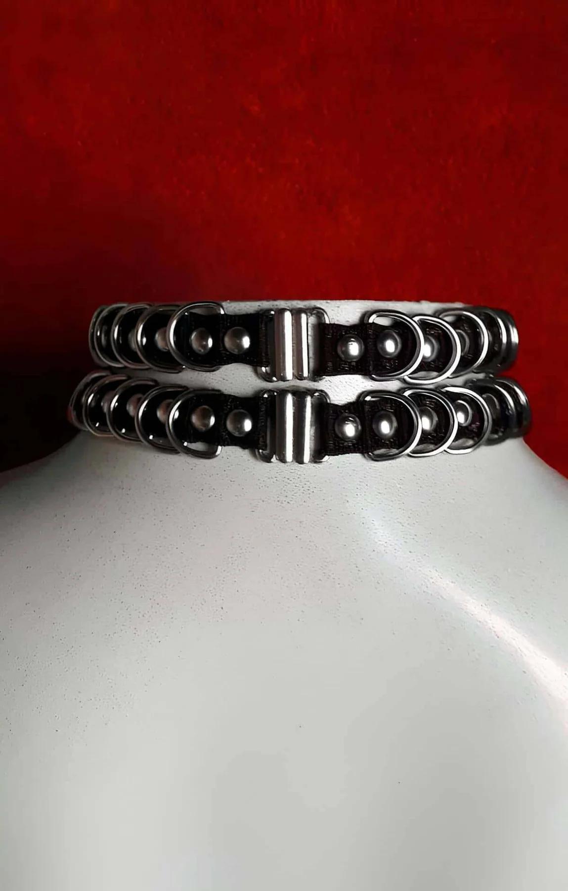 Two-Row Metal O-Ring Choker with D-Ring Accent