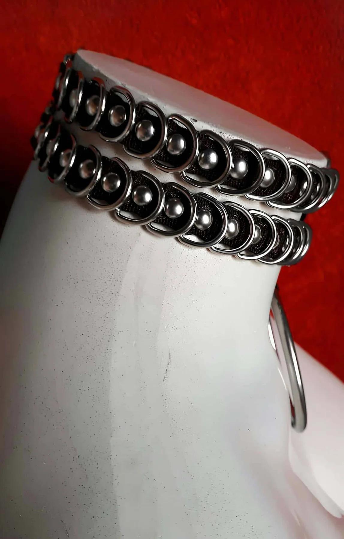 Two-Row Metal O-Ring Choker with D-Ring Accent