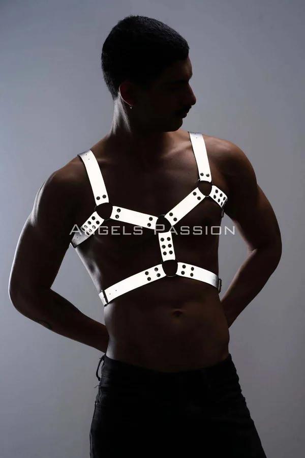 Reflective Chest Harness with O-Ring Accents