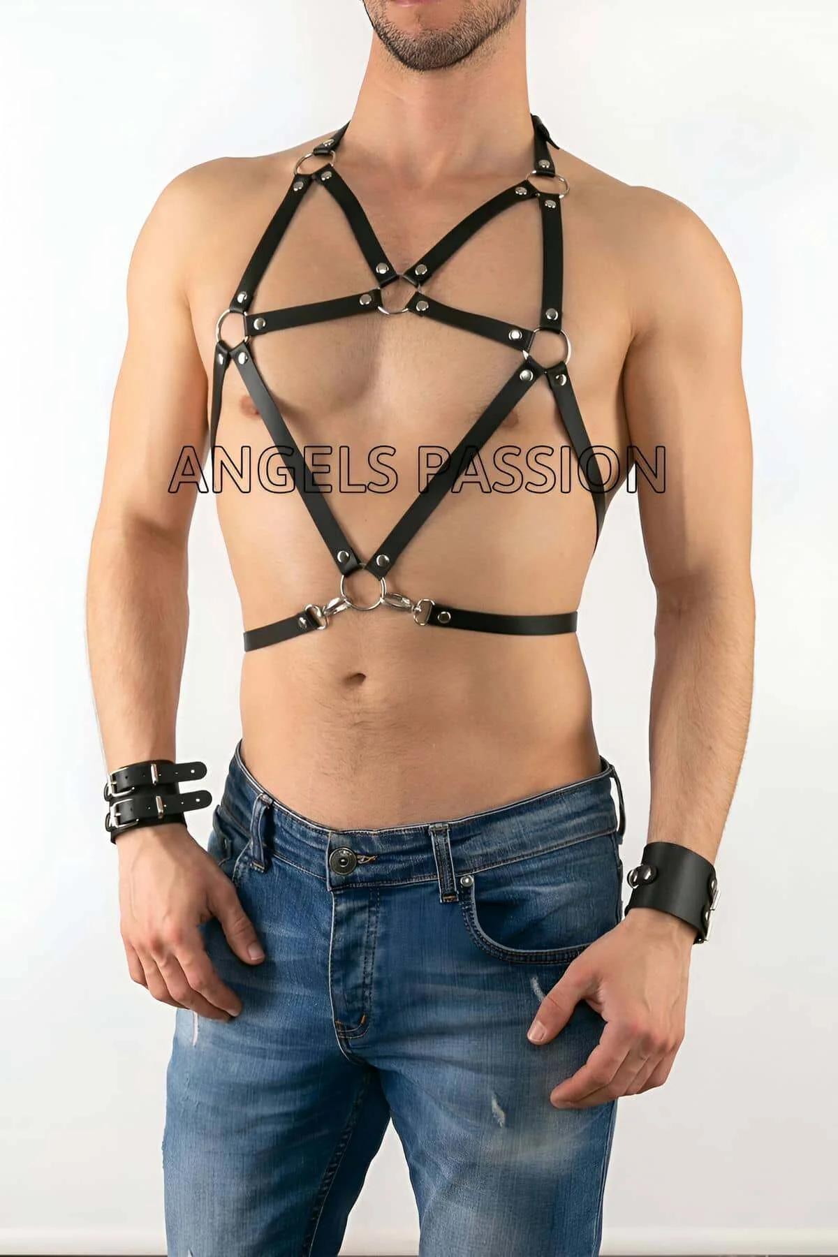Men's Leather Chest Harness with Adjustable O-Ring Design