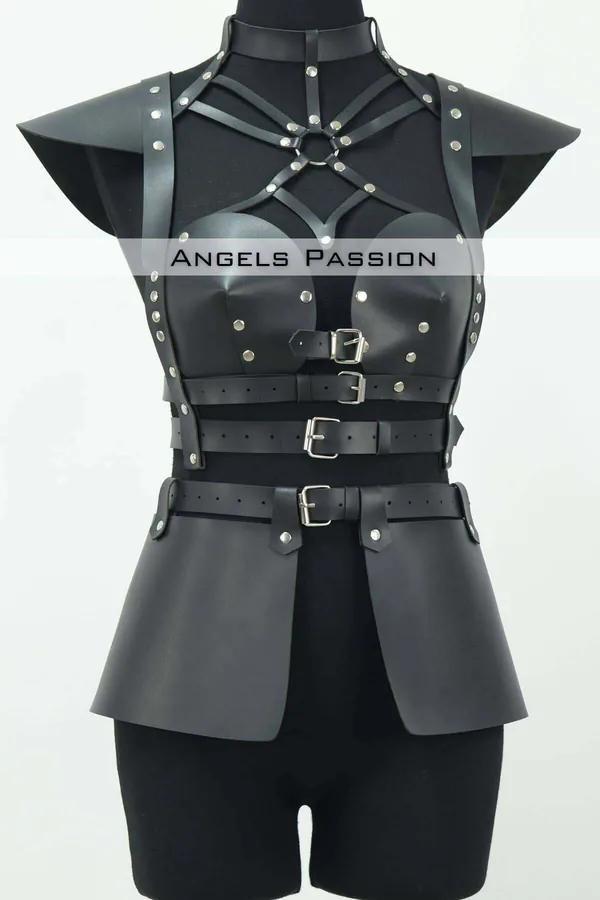 Red Leather Body Harness Set â Adjustable Chest & Skirt