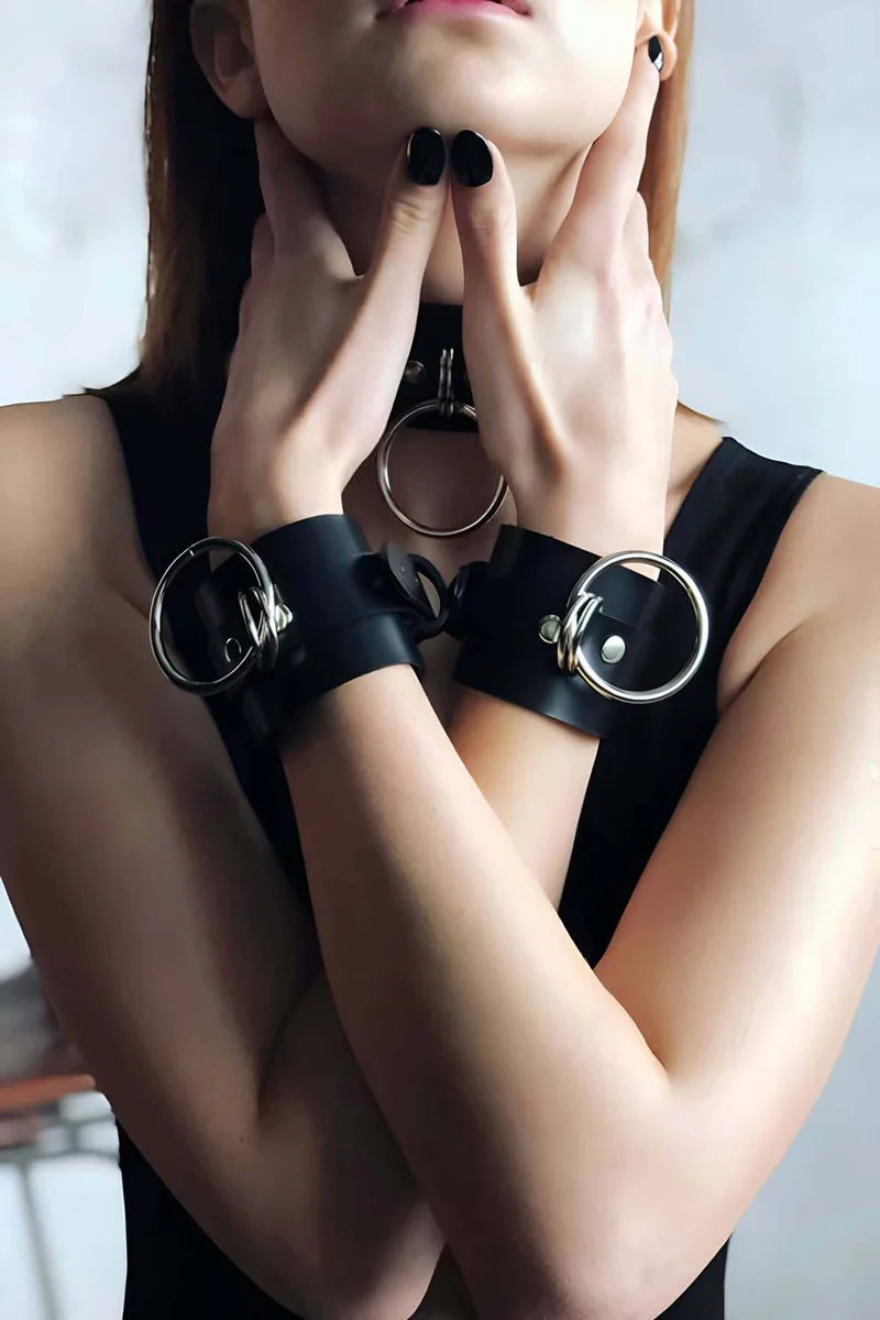 Faux Leather Choker Collar and Cuffs Set for Women