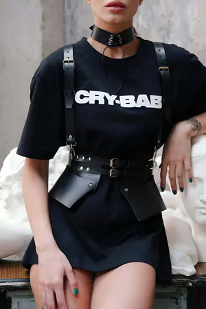 Stylish Leather Belt and Choker Set Over Dress and T-Shirt - APFT622