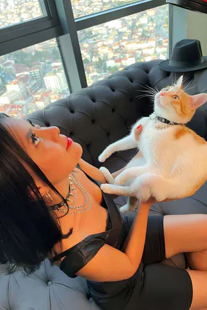 Stylish Mother - Cat Choker Set with Nail and Chain Detail - APFT1042