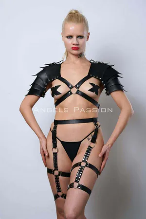 Women's Gladiator Cosplay Costume, Leather Garter Harness Suit - APFT1345