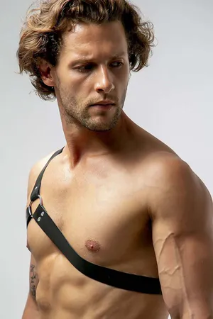 One Shoulder Leather Men's Harness - APFTM211